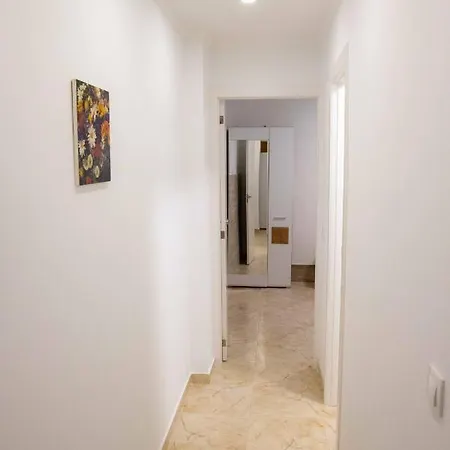 Del Pla Apartment Alicante
